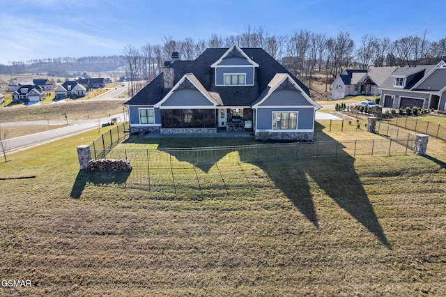 view of front of house featuring a front lawn