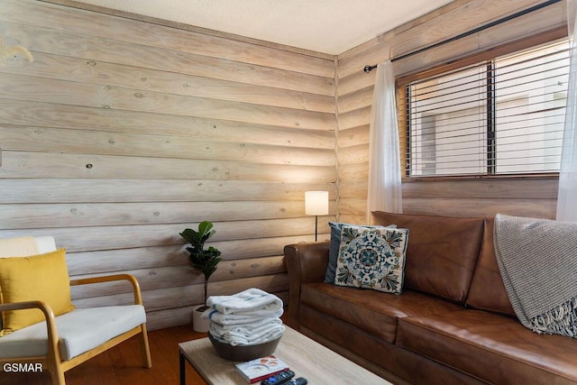 685 River Rd Unit 314, Gatlinburg, TN 37738 - living room featuring wood finished floors