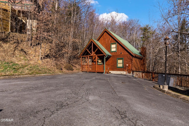 view of front of property