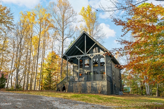 view of front of property