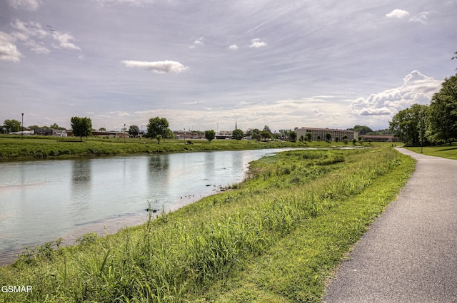 220 River Garden Ct Unit 38, Sevierville, TN 37862 - water view