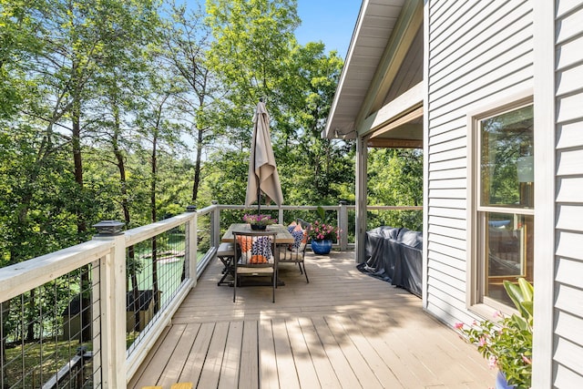 2517 Angler Way, Sevierville, TN 37876 - wooden terrace with outdoor dining space