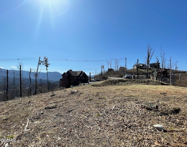 730 Wiley Oakley Dr, Gatlinburg, TN 37738