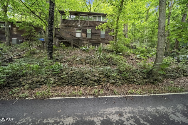 215 Lovers Ln, Townsend, TN 37882 - view of yard with stairs and central AC