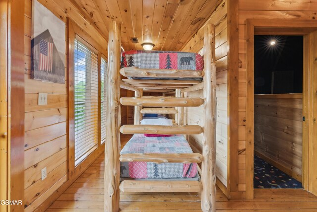 2083 Kerr Rd, Sevierville, TN 37876 - detailed view of wood walls and wood finished floors