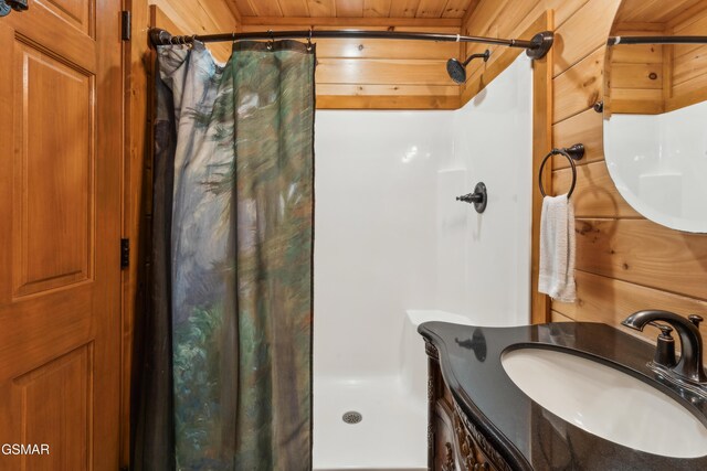 2083 Kerr Rd, Sevierville, TN 37876 - bathroom with a stall shower and vanity