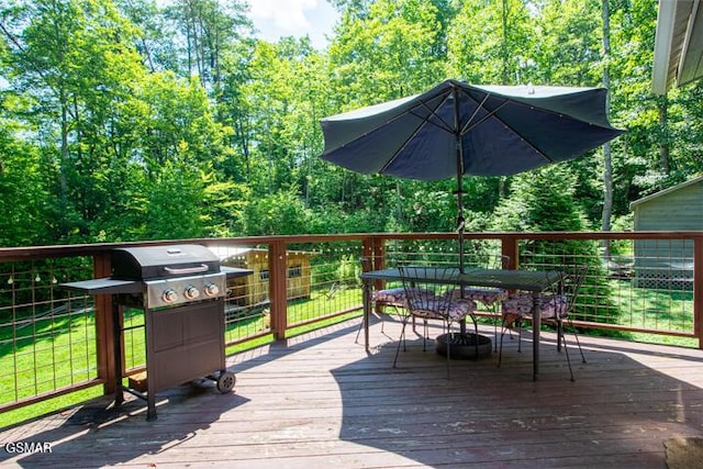 3637 Marshall Ln, Sevierville, TN 37862 - deck with outdoor dining area and area for grilling
