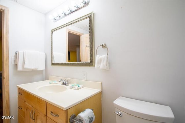 3637 Marshall Ln, Sevierville, TN 37862 - half bath featuring toilet and vanity