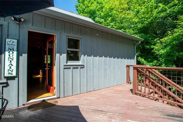 3637 Marshall Ln, Sevierville, TN 37862 - view of wooden deck