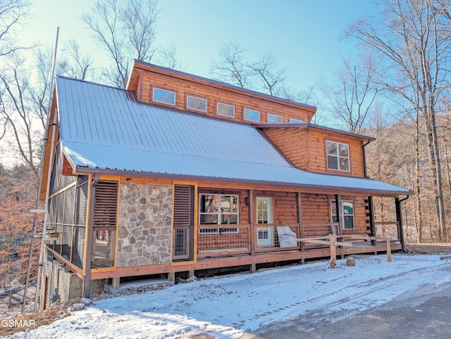 view of front facade featuring covered porch