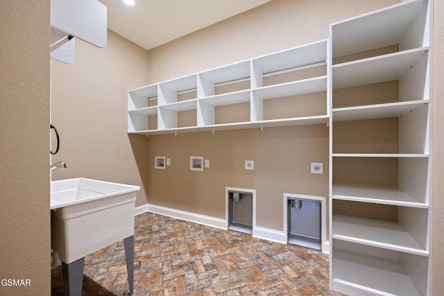 laundry room with hookup for an electric dryer and washer hookup