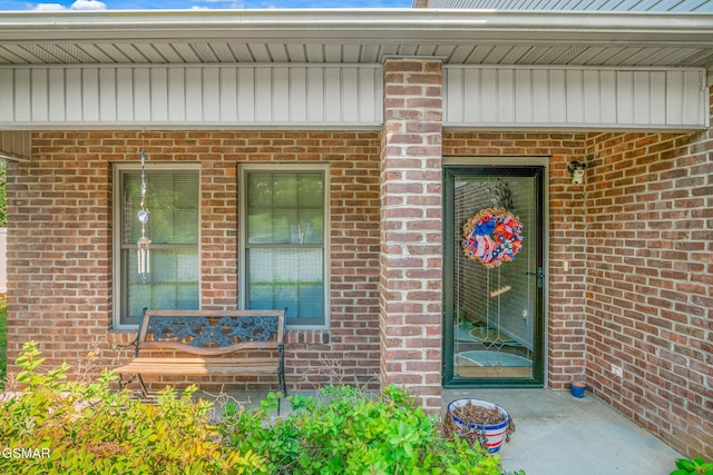 1218 Ernest Mcmahan Rd, Sevierville, TN 37862 - doorway to property with brick siding