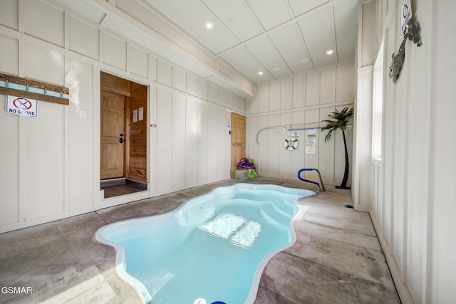 692 Stockton Dr, Sevierville, TN 37876 - view of pool with a hot tub