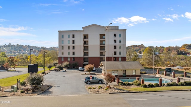 1410 Hurley Dr Apt 601, Sevierville, TN 37862 - photo 2