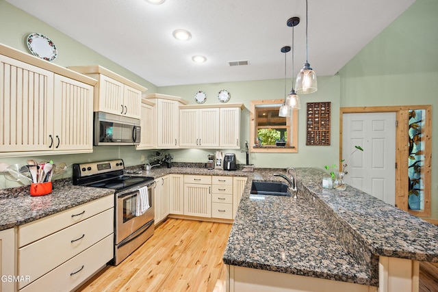 3824 Bear Camp Way, Sevierville, TN 37862 - photo 18
