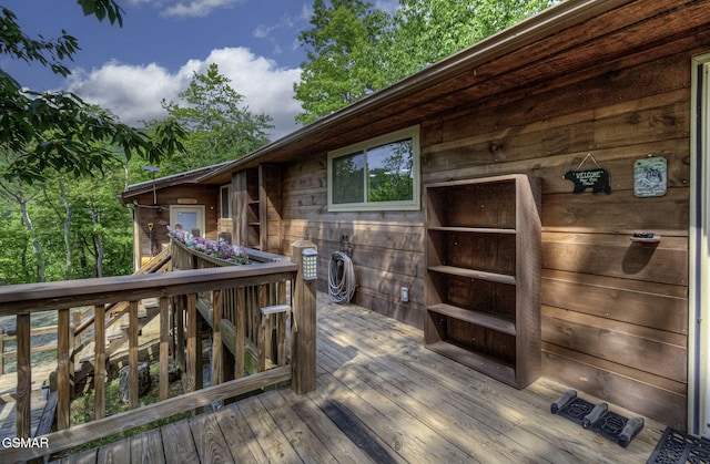 1001 Old Laurel Ln, Sevierville, TN 37876 - view of wooden deck