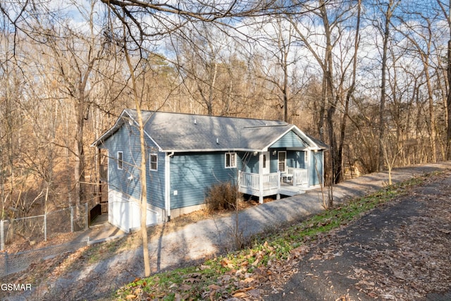 view of front facade with covered porch