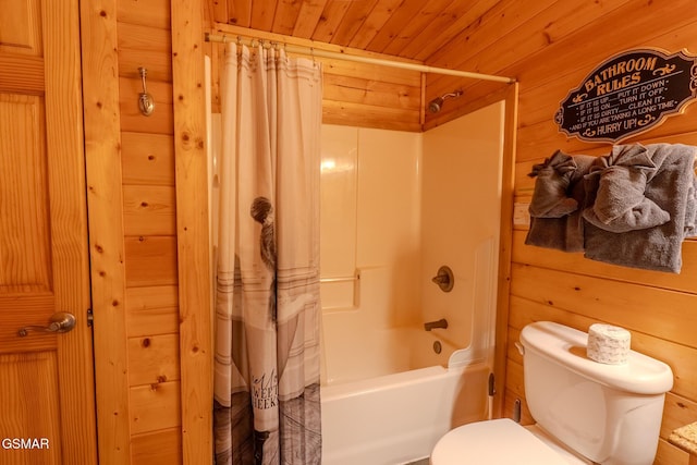 421 Laurel Ave, Gatlinburg, TN 37738 - bathroom featuring shower / bath combo with shower curtain, toilet, and wooden ceiling