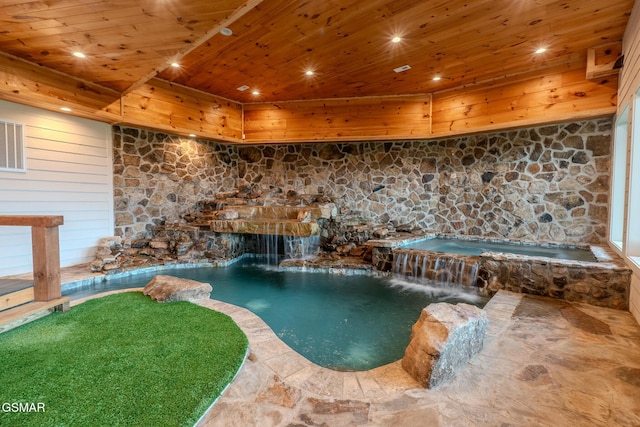 2414 Hackberry Dr, Sevierville, TN 37862 - view of indoor pool