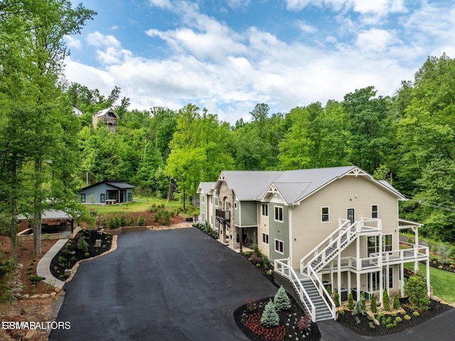 view of front of house