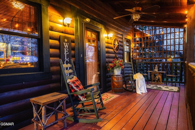 deck with ceiling fan