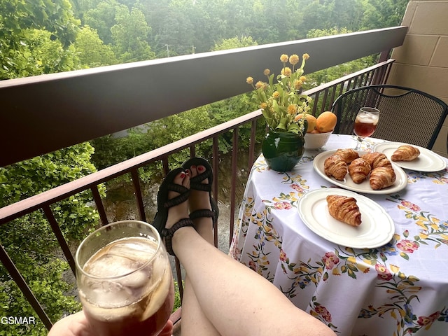 3919 S River Rd Unit 605, Pigeon Forge, TN 37863 - view of balcony