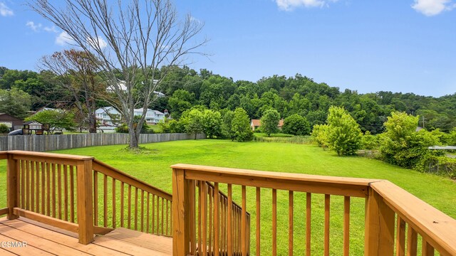 412 Apple Valley Rd, Sevierville, TN 37862 - wooden terrace featuring a fenced backyard