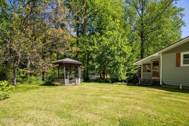 4527 E Scenic Dr, Gatlinburg, TN 37738 - view of yard featuring a gazebo