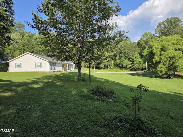 2865/2869 Happy Hollow Rd, Sevierville, TN 37862 - view of grassy yard