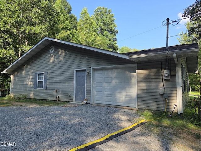 2865/2869 Happy Hollow Rd, Sevierville, TN 37862 - view of side of property featuring a garage