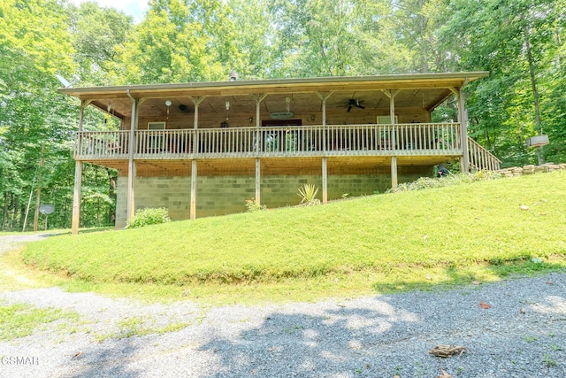 3078 Winding Way, Cosby, TN 37722 - view of front of home featuring ceiling fan and a deck