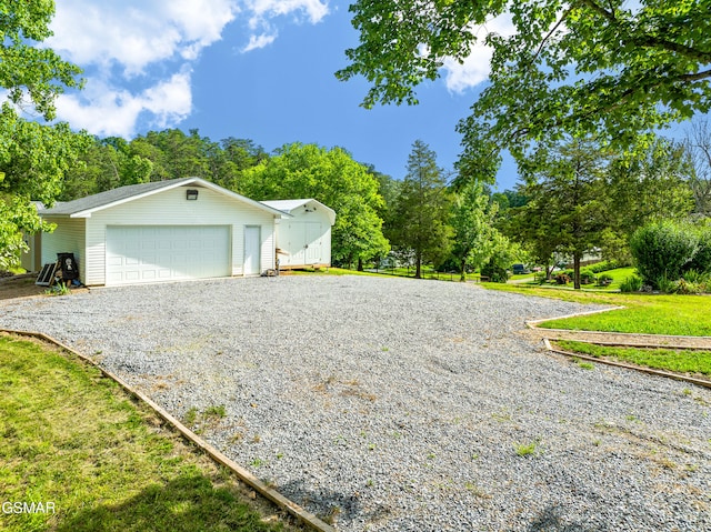 1732 Ed Huff Cir, Sevierville, TN 37876 - photo 53