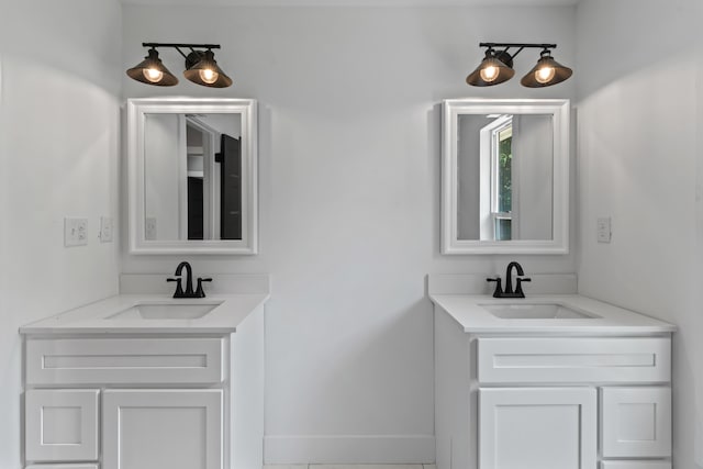 174 W Meeting St, Dandridge, TN 37725 - bathroom featuring vanity