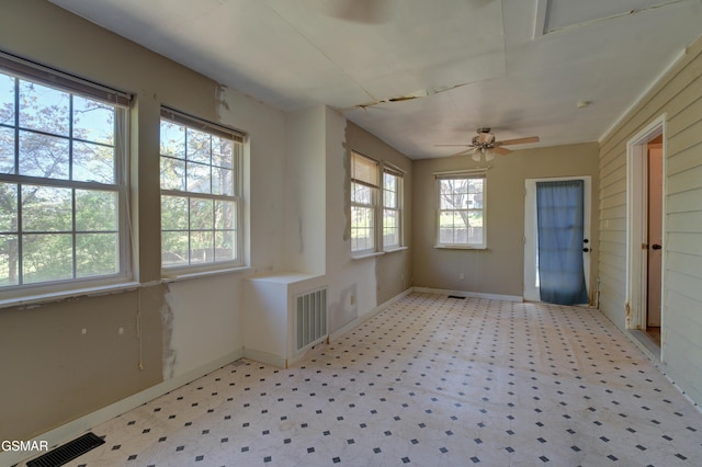 1940 Big Chiefs Skyview Dr, Sevierville, TN 37876 - unfurnished room featuring visible vents, baseboards, and a ceiling fan