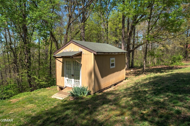 1940 Big Chiefs Skyview Dr, Sevierville, TN 37876 - view of shed featuring a view of trees