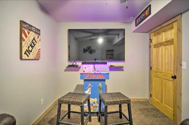 game room with carpet