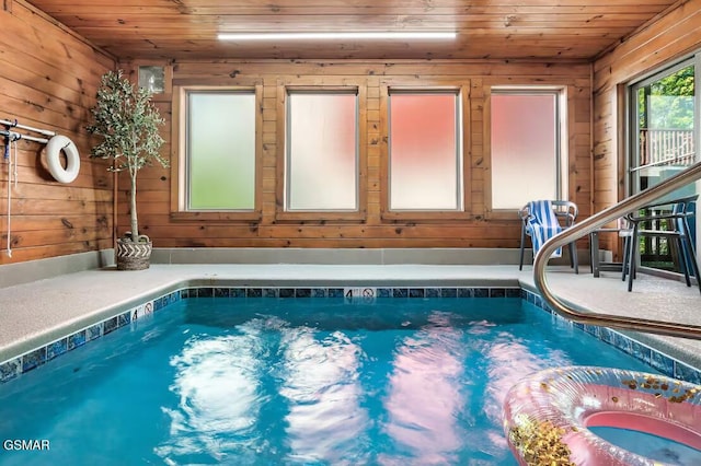 668 Stockton Dr, Sevierville, TN 37876 - view of indoor pool