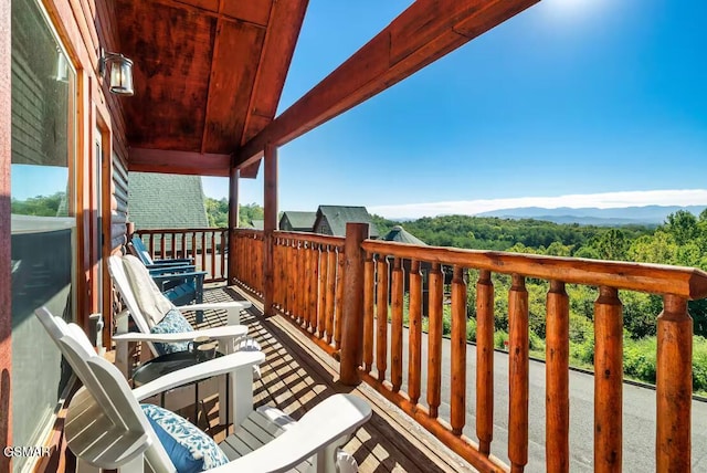 668 Stockton Dr, Sevierville, TN 37876 - balcony with a mountain view