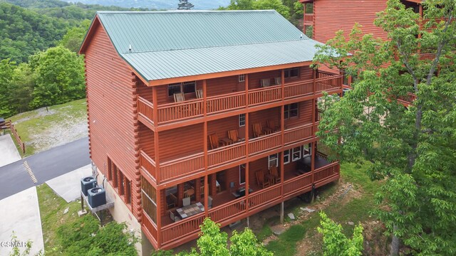 2316 Boulder Way, Sevierville, TN 37862 - view of property featuring central air condition unit and a view of trees