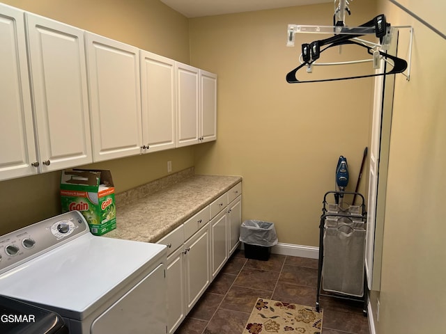 20 Brixton Ln, Crossville, TN 38555 - washroom with independent washer and dryer, baseboards, and cabinet space