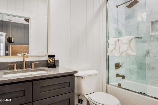2931 Redtail Rd, Sevierville, TN 37862 - full bath with toilet, vanity, and bath / shower combo with glass door