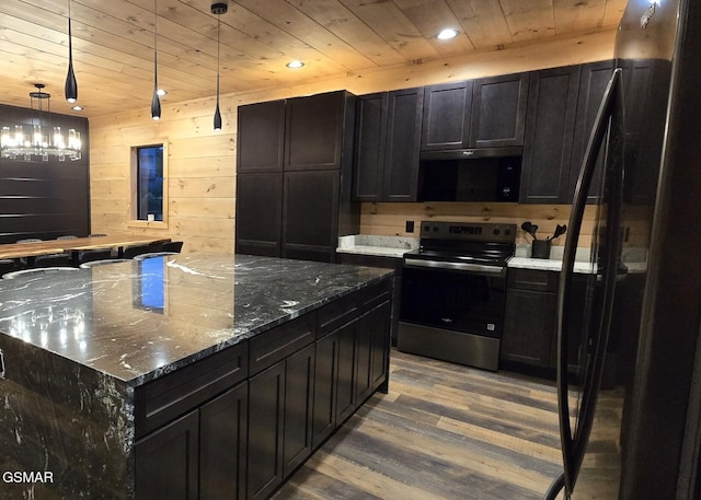 743 Village Loop Rd, Gatlinburg, TN 37738 - photo 13