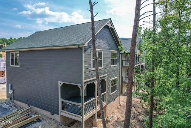 923 Osprey Way, Pigeon Forge, TN 37863 - view of side of property featuring crawl space and roof with shingles