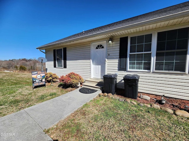 2904 Boyds Creek Hwy Unit 4, Sevierville, TN 37876 - entrance to property with a yard