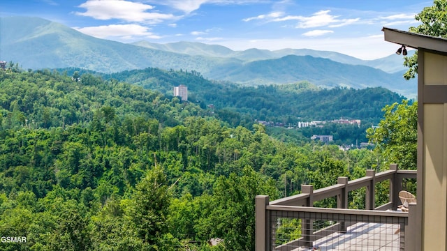 284 Laurel Oaks Way, Gatlinburg, TN 37738 - mountain view with a forest
