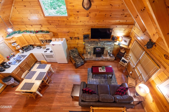 903 Hideaway Hills Cir, Sevierville, TN 37862 - photo 24