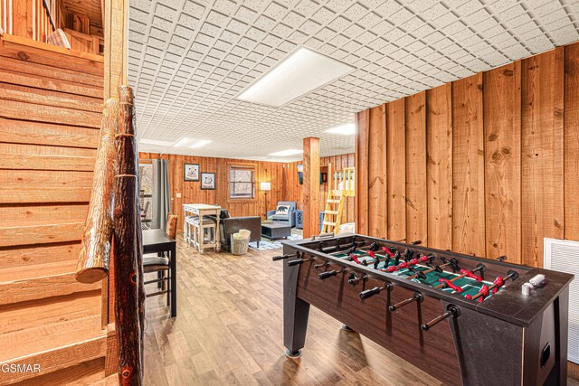 3115 E E Pkwy, Gatlinburg, TN 37738 - rec room featuring wood finished floors and wooden walls