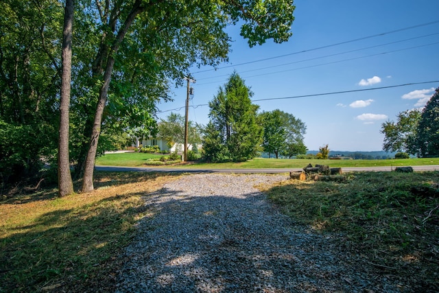 Listing photo 3 for LOTS14 Channel Oaks Dr, Louisville TN 37777