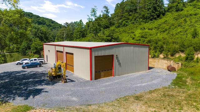 3661 Richardson Cove Rd, Sevierville, TN 37876 - view of outdoor structure with a garage