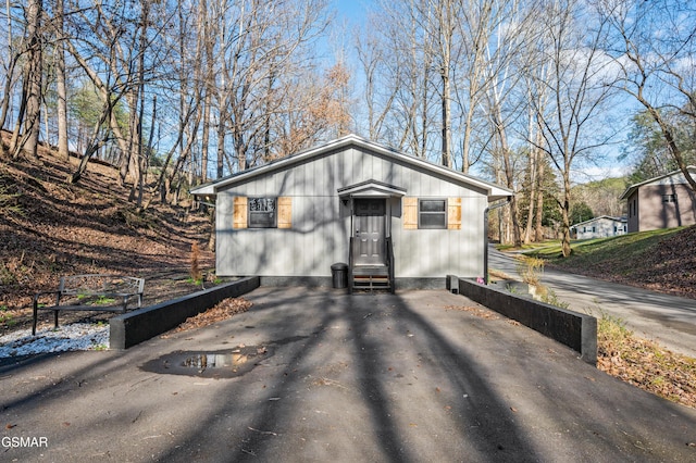 519 Mcmahan Rd, Pigeon Forge, TN 37863 - view of outbuilding with entry steps
